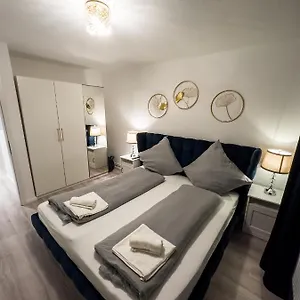 Messe-apartment Fuer 5 Gaeste Mit Balkon Und Lift , Hannover Deutschland